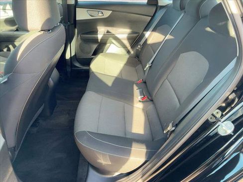 Used 2023 Kia Forte LXS image 19