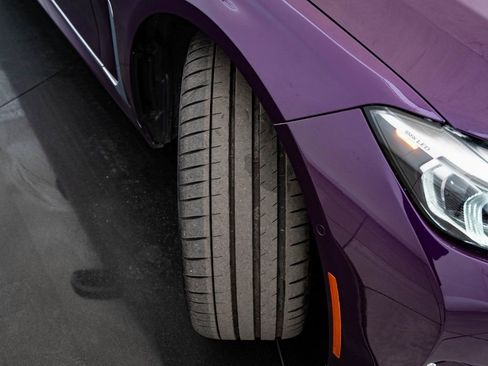 Certified 2022 BMW ALPINA B7 xDrive w/ Luxury Rear Seating Package image 59