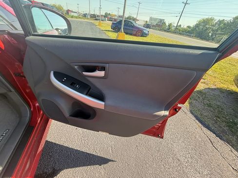 Used 2010 Toyota Prius One image 22