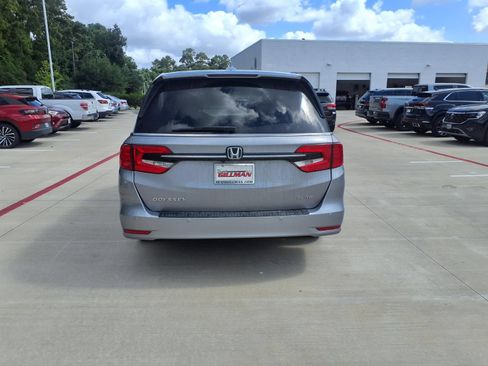 Used 2021 Honda Odyssey Elite image 5