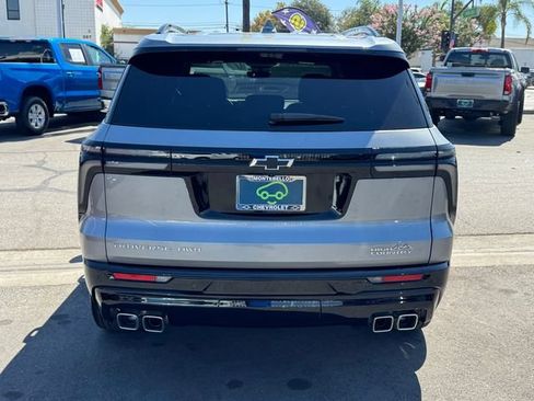 Certified 2025 Chevrolet Traverse High Country w/ LPO, Floor Liner Package AWD/4WD image 3