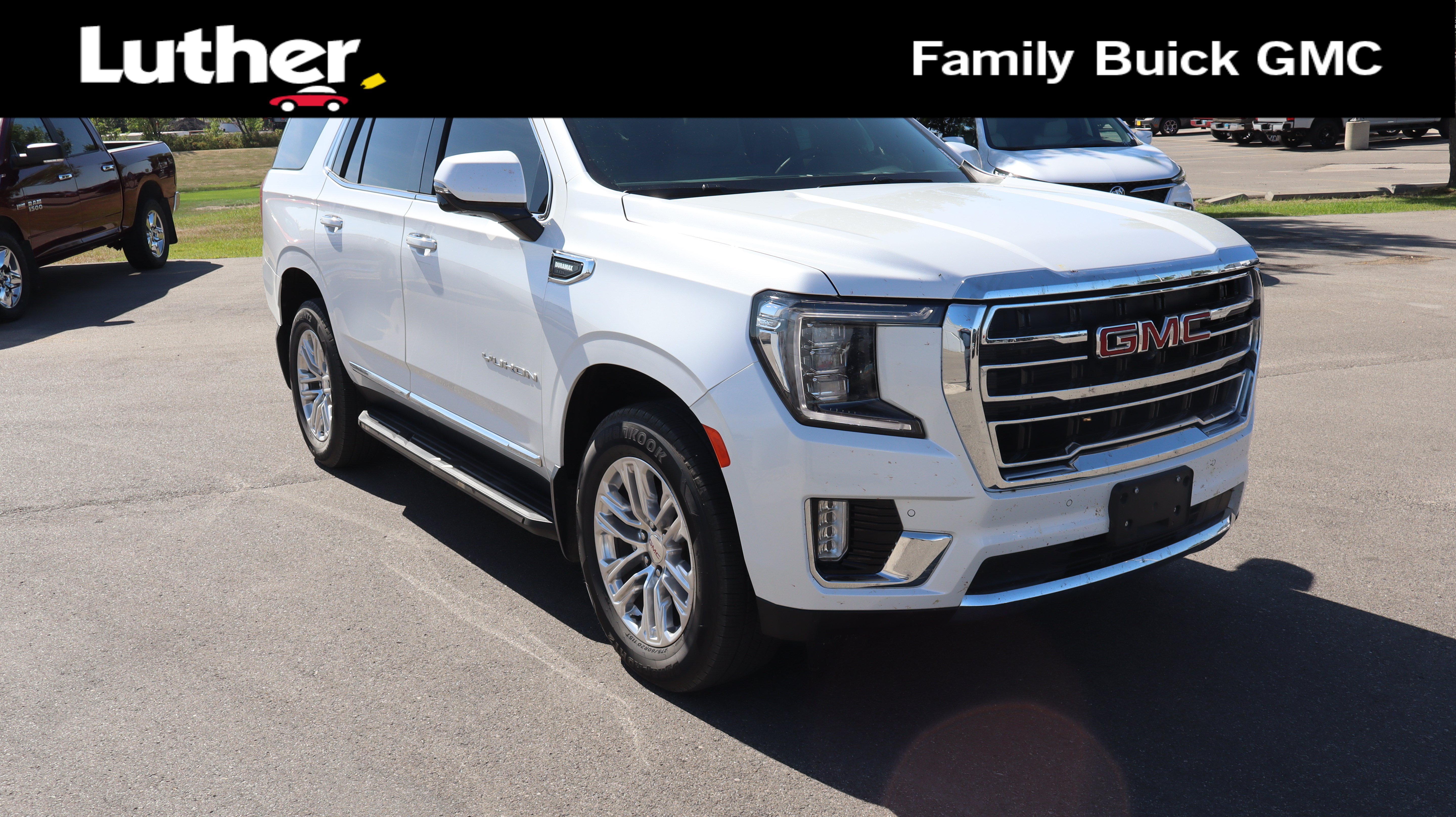 Certified 2023 GMC Yukon SLT w/ SLT Premium Package AWD/4WD image 1