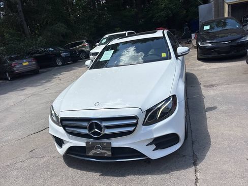 Used 2017 Mercedes-Benz E 300 image 3