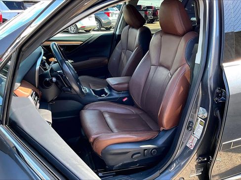 Used 2020 Subaru Outback Touring AWD/4WD image 10