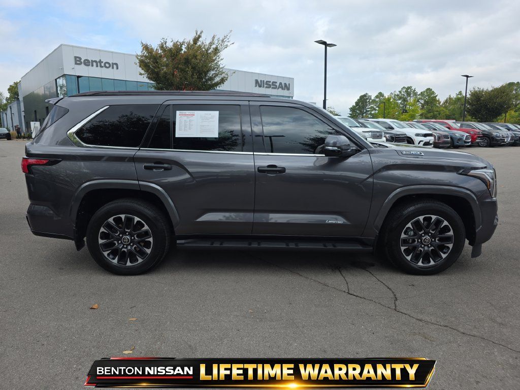 Used 2023 Toyota Sequoia Limited w/ Tow Technology Package AWD/4WD image 11