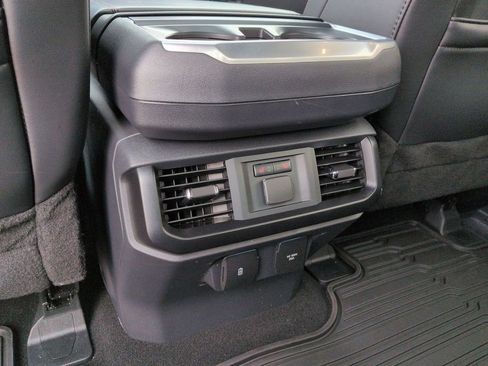 Used 2025 Ford F150 Raptor AWD/4WD image 25