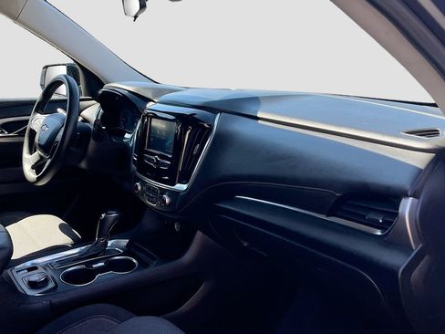 Used 2019 Chevrolet Traverse LS FWD image 28