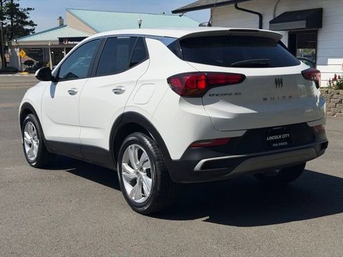 Used 2024 Buick Encore GX Preferred FWD image 9