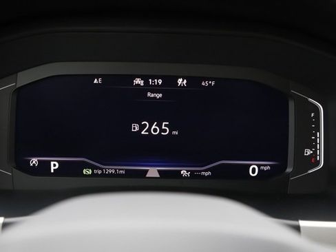 Used 2022 Volkswagen Atlas Cross Sport SE image 28