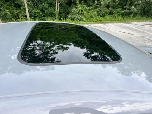 Used 2024 Honda Accord Touring image 13