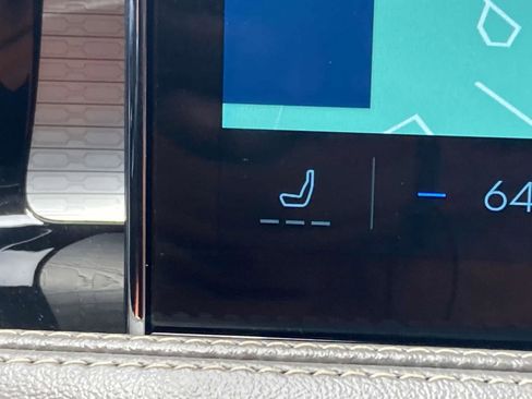 New 2025 Lincoln Corsair Premiere w/ Equipment Group 101A image 24