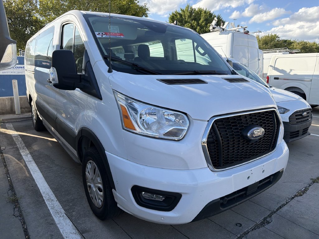 Used 2022 Ford Transit 350 XLT RWD image 2