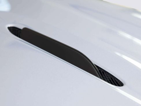 New 2026 Aston Martin DBX 707 image 52