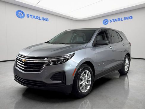 Used 2023 Chevrolet Equinox LS image 16