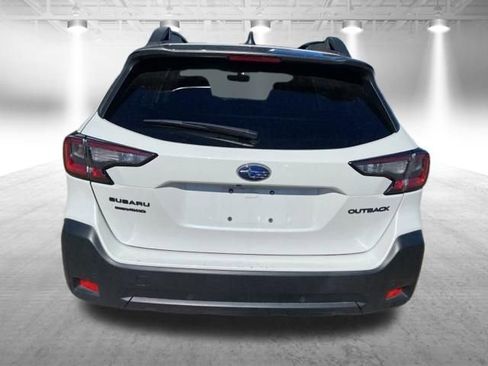 Used 2025 Subaru Outback Onyx Edition AWD/4WD image 7