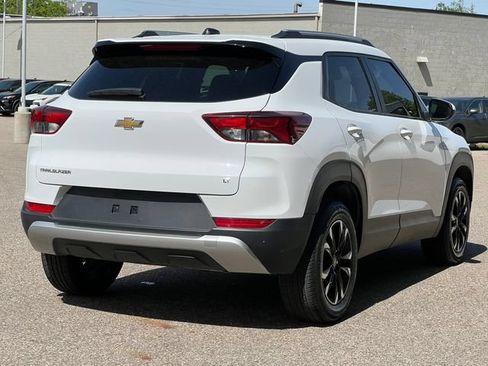 Used 2022 Chevrolet TrailBlazer LT FWD image 41
