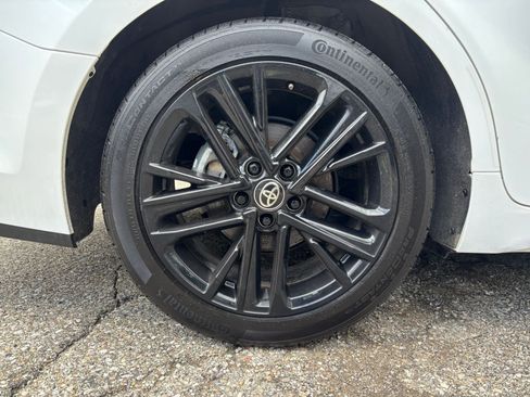 Used 2025 Toyota Camry SE FWD image 31