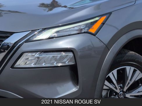 Certified 2021 Nissan Rogue SV image 10