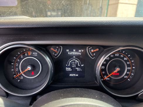 Used 2021 Jeep Wrangler Sport image 14