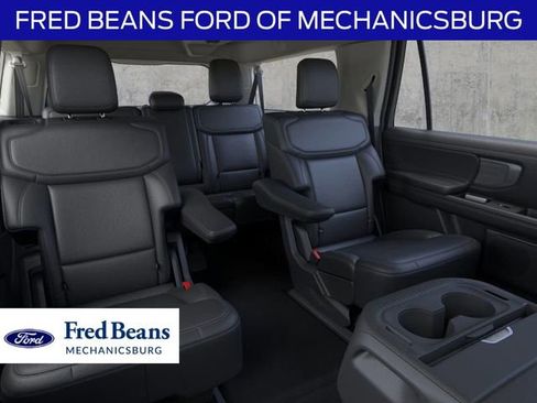 New 2026 Ford Expedition Max Platinum image 11