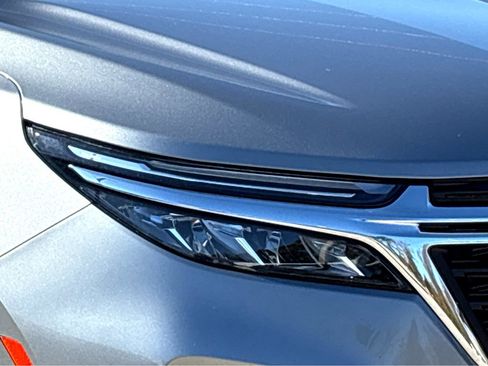 Used 2024 Chevrolet Equinox LT image 17