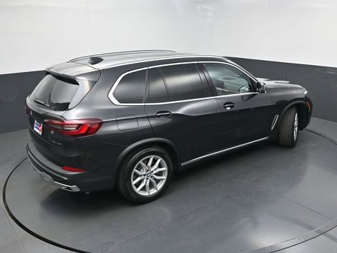 Used 2023 BMW X5 xDrive40i w/ Premium Package AWD/4WD image 39