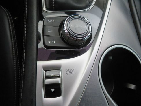 Used 2018 INFINITI Q60 3.0t Luxe image 38