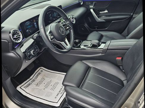 Used 2019 Mercedes-Benz A 220 4MATIC w/ Premium Package image 7