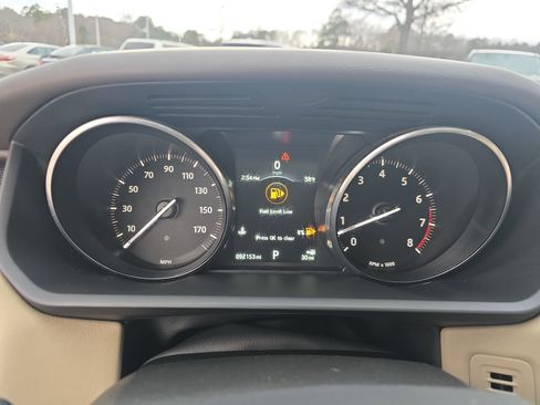 Used 2016 Land Rover Range Rover Sport HSE image 21