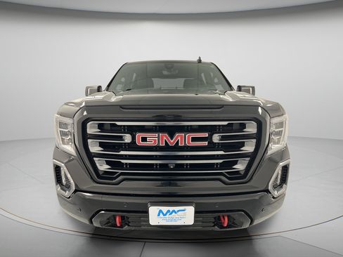 Used 2019 GMC Sierra 1500 AT4 w/ Off Road Performance Package AWD/4WD image 3