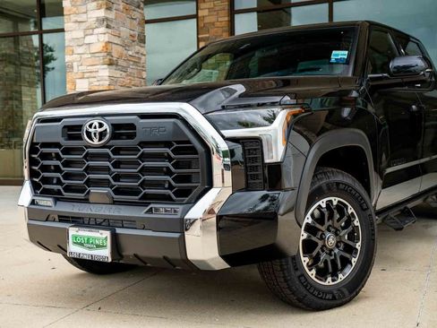 New 2026 Toyota Tundra SR5 AWD/4WD image 6