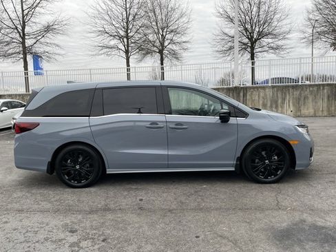 Certified 2025 Honda Odyssey Sport-L image 9