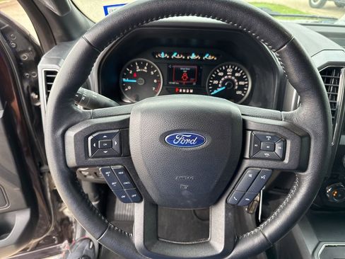 Used 2018 Ford F150 XLT w/ Equipment Group 302A Luxury image 21