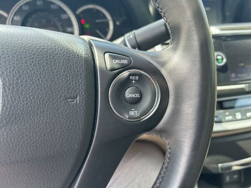 Used 2015 Honda Accord EX-L image 5