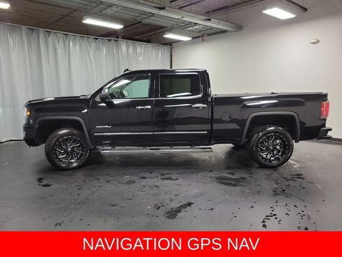 Used 2017 GMC Sierra 1500 Denali AWD/4WD image 6