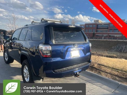 Used 2023 Toyota 4Runner SR5 Premium image 5