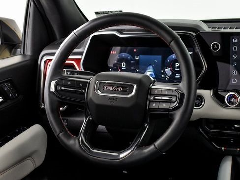 Used 2024 GMC Canyon AT4X image 24