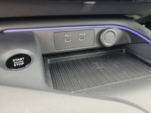 New 2026 Nissan Sentra SR w/ SR Premium Package image 31