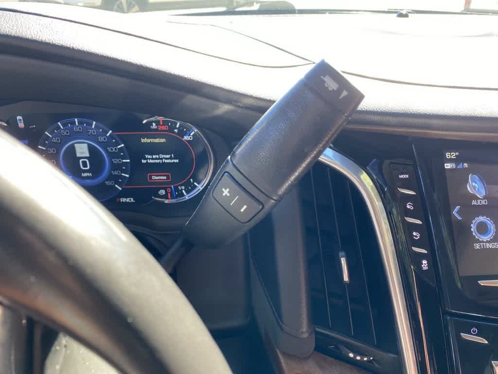 Used 2019 Cadillac Escalade Premium Luxury AWD/4WD image 23