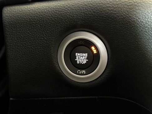 New 2026 Chrysler Pacifica Select image 20