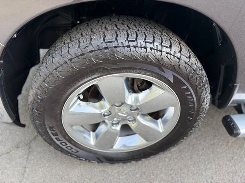 Used 2017 RAM 1500 Big Horn AWD/4WD image 13