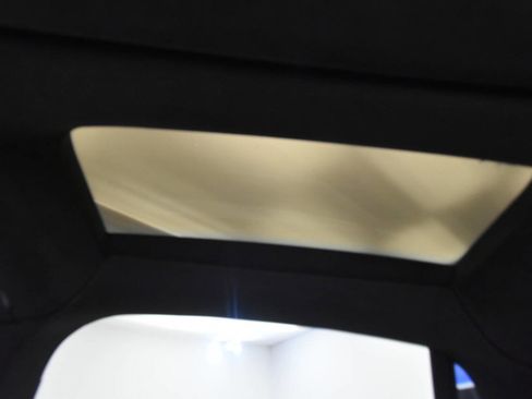 Used 2018 Tesla Model X 75D AWD/4WD image 40