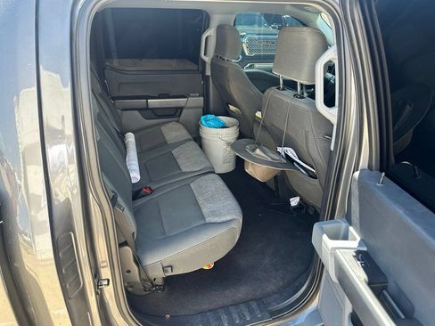 Used 2023 Ford F150 XLT RWD image 5