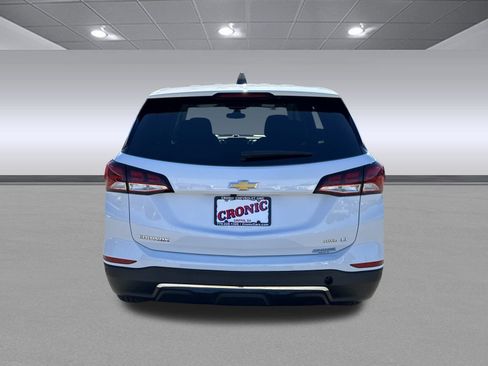 Used 2024 Chevrolet Equinox LT image 4