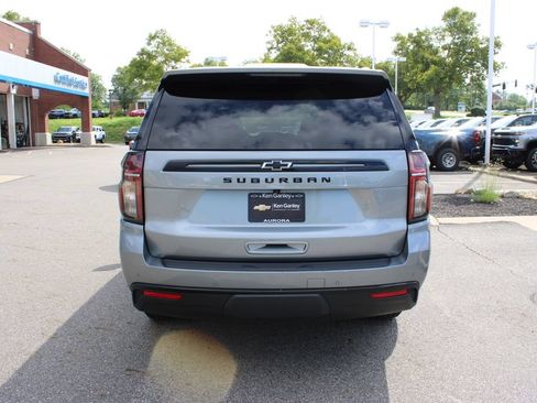 Used 2024 Chevrolet Suburban Z71 w/ Luxury Package AWD/4WD image 35