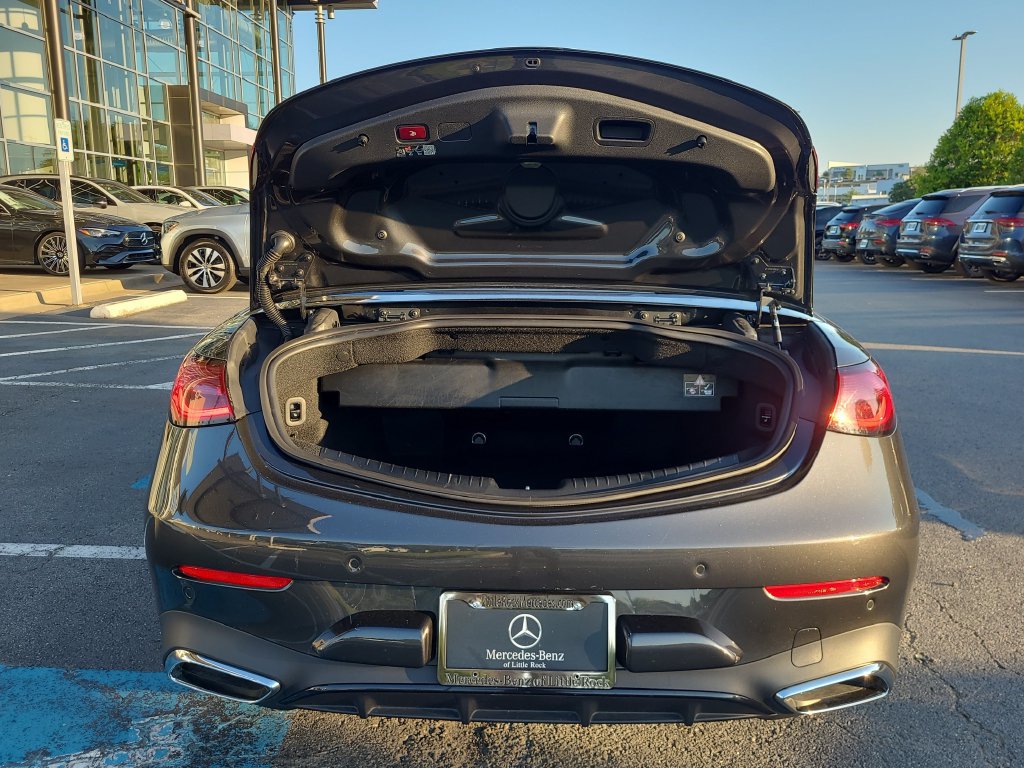 Used 2025 Mercedes-Benz CLE 300 4MATIC Cabriolet w/ Night Package image 13