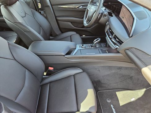 New 2026 Cadillac CT5 V image 10