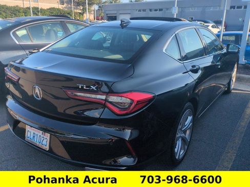 Used 2023 Acura TLX w/ Technology Package FWD image 4