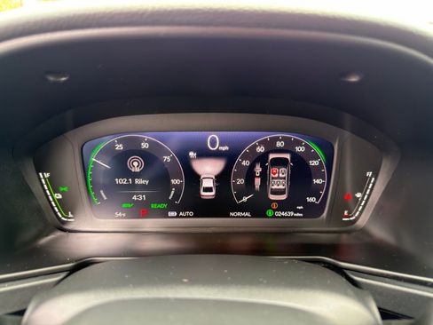 Used 2023 Honda Accord Touring image 19