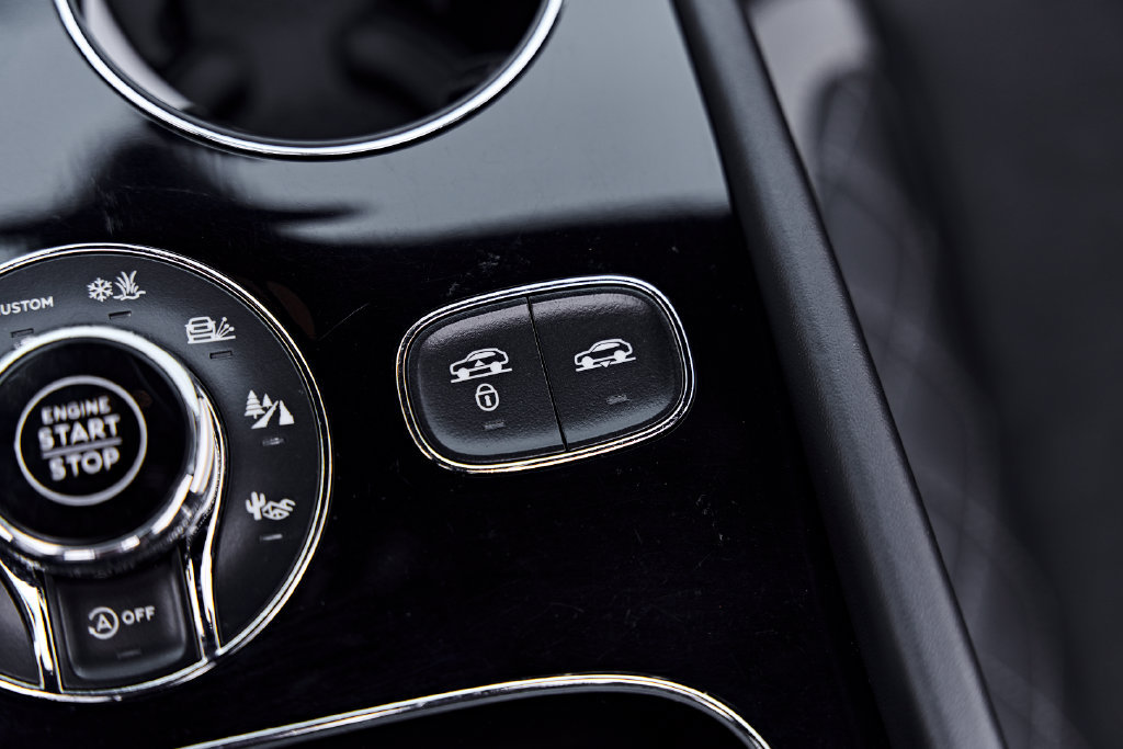 Used 2020 Bentley Bentayga Speed AWD/4WD image 82